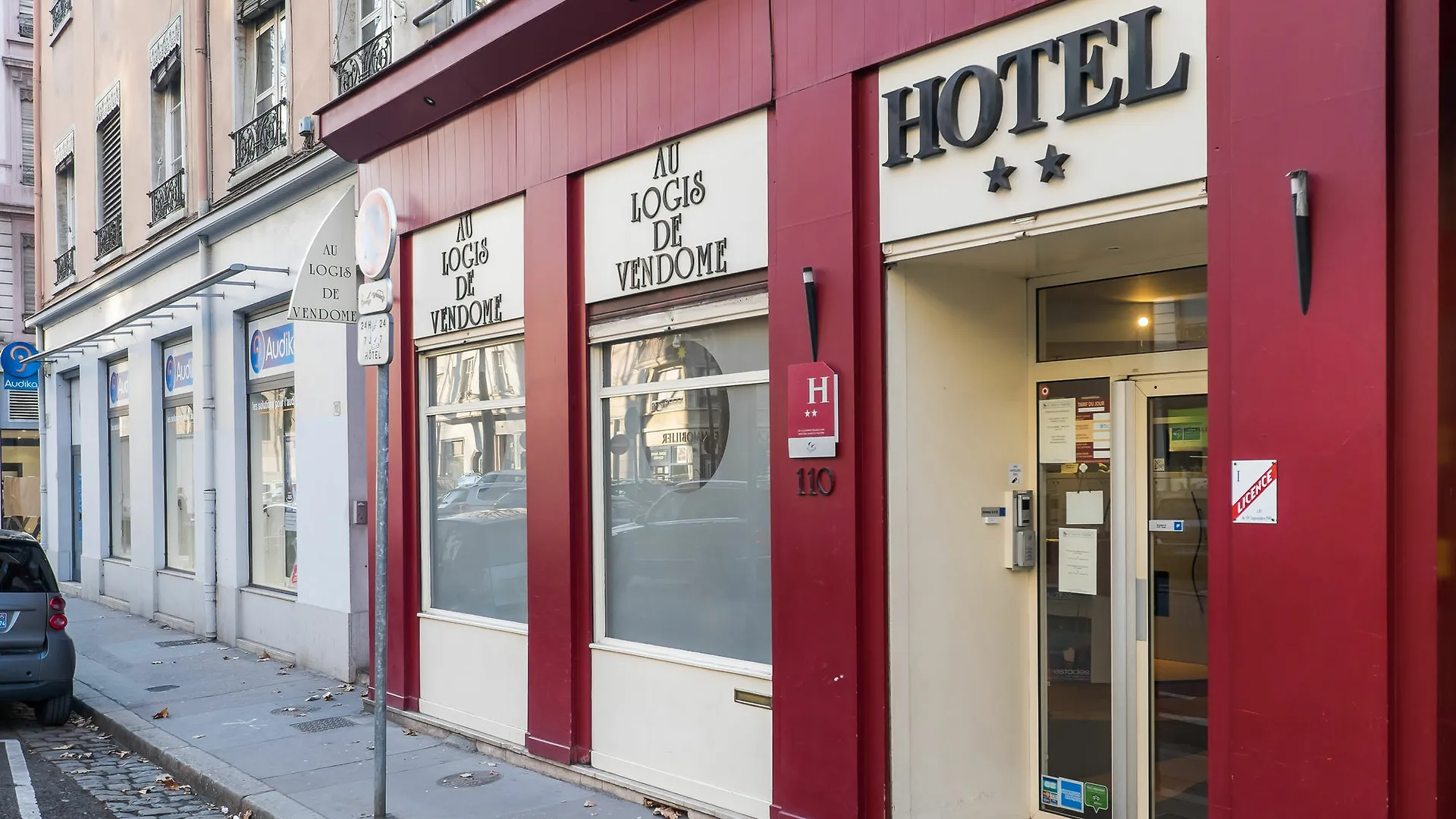 **  Hotel Taggat Lyon Fransa